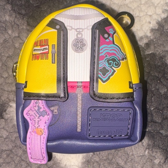 Rumi K-Pop Demon Hunters Loungefly Bag Charm Keychain Huntr/X Movies Netflix NIB - Picture 5 of 6